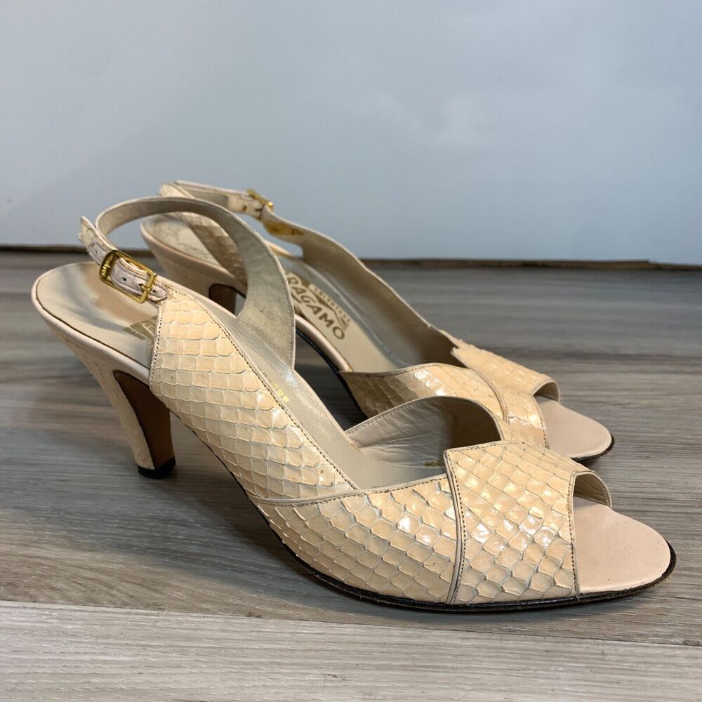 Salvatore Ferragamo Nude‎ 7.5 B Slingback Heels Snake Embossed Peep Toe
